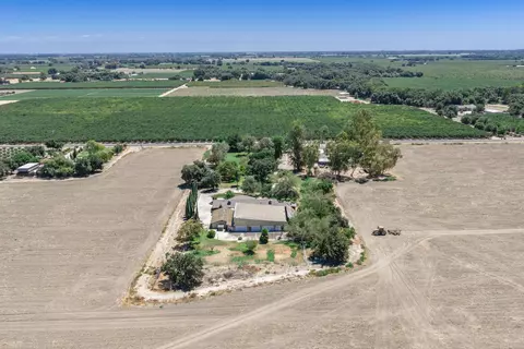 View/Area - 9356 22nd Ave, Lemoore, CA 93245 photo 8 of 17