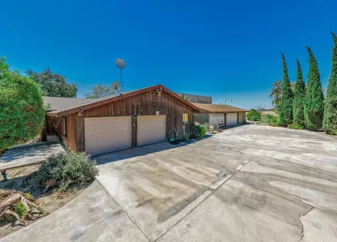 Exterior - 9356 22nd Ave, Lemoore, CA 93245 photo 2 of 9