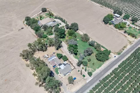 View/Area - 9356 22nd Ave, Lemoore, CA 93245 photo 12 of 17
