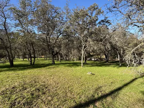 0 Meadow Dr, Three Rivers, CA 93271 photo 3