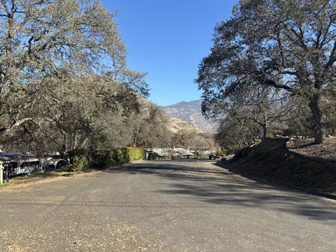 0 Meadow Dr, Three Rivers, CA 93271 photo 9