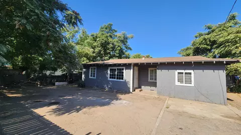 2395 E Springville #A, Porterville, CA 93257