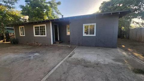 2395 E Springville #A, Porterville, CA 93257
