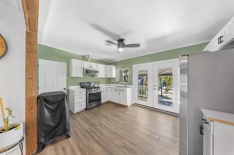 Kitchen - 1224 El Monte Way, Dinuba, CA 93618 photo 1 of 1