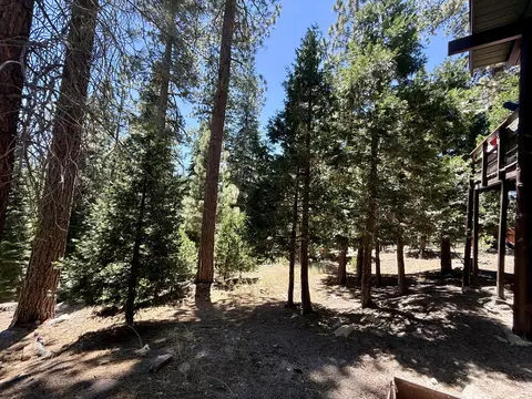 Exterior - 57524 Crest Dr, Springville, CA 93265 photo 8 of 11