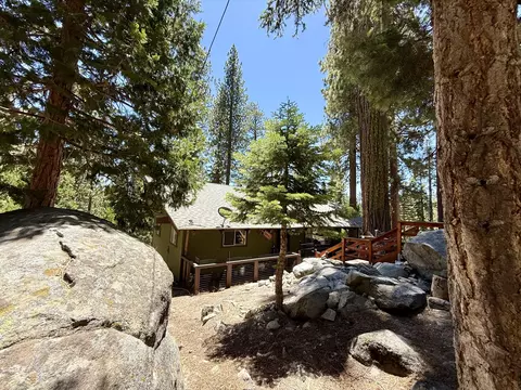 Exterior - 57524 Crest Dr, Springville, CA 93265 photo 5 of 11