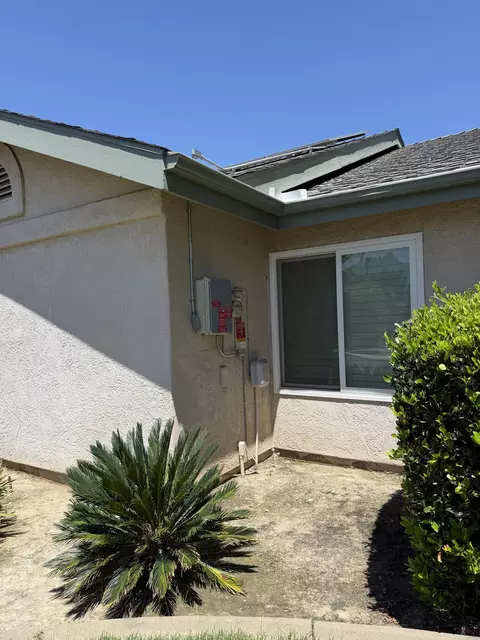 Exterior - 2300 E Iris Ave, Visalia, CA 93292 photo 19 of 22