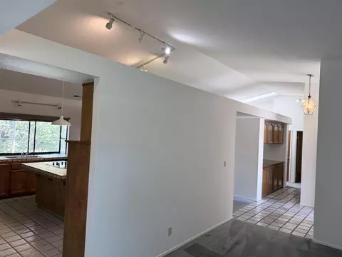 Entry Way - 2300 E Iris Ave, Visalia, CA 93292 photo 3 of 3