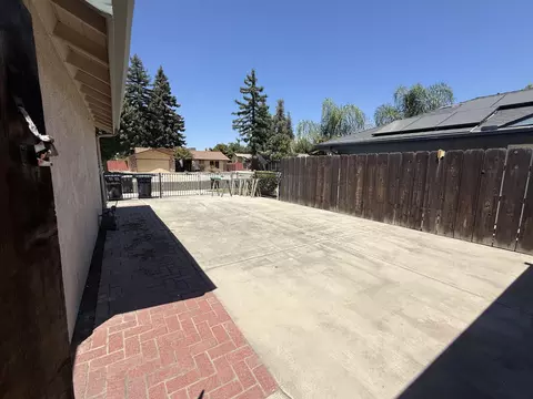 Exterior - 2300 E Iris Ave, Visalia, CA 93292 photo 7 of 22