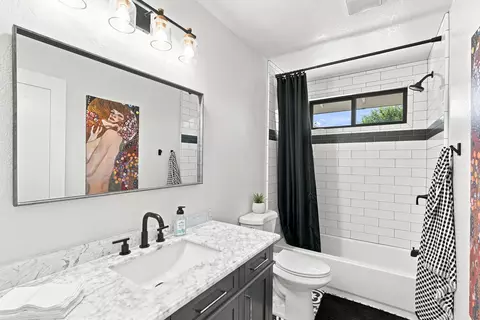 Bath - 540 Chumash Ct, Paso Robles, CA 93446 photo 2 of 2