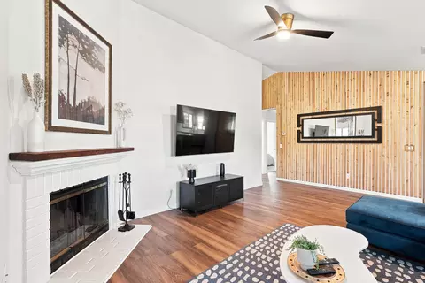 Living - 540 Chumash Ct, Paso Robles, CA 93446 photo 6 of 8