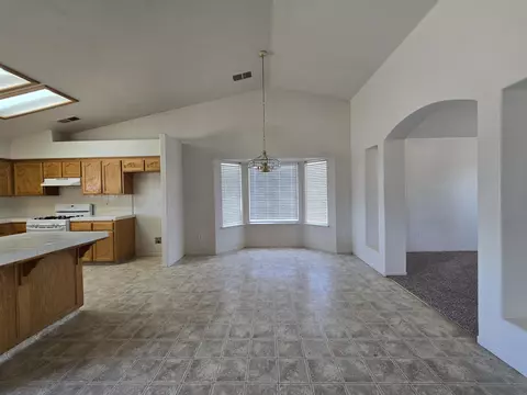 Other - 799 Daphne Ln, Lemoore, CA 93245 photo 2 of 12