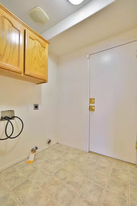 Other - 799 Daphne Ln, Lemoore, CA 93245 photo 2 of 11