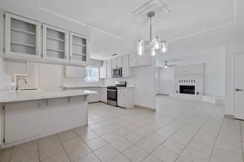 Other - 1592 E Sonora Ave, Tulare, CA 93274 photo 2 of 4