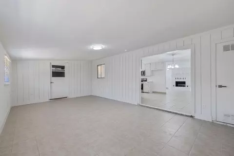 Living - 1592 E Sonora Ave, Tulare, CA 93274 photo 4 of 4