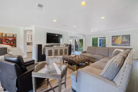 Living - 3106 W Hyde Ave, Visalia, CA 93291 photo 1 of 4