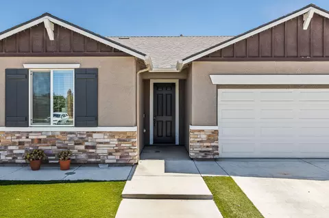 Exterior - 3541 E Laura Ave, Visalia, CA 93292 photo 2 of 4