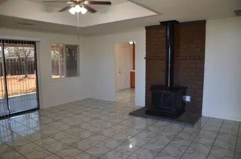 Living - 19663 Royal Ln, Lemoore, CA 93245 photo 1 of 3