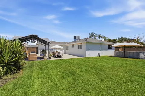 Exterior - 2027 E Ash Ave, Tulare, CA 93274 photo 10 of 17