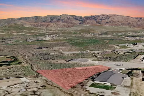 22609 Royal Pl, Tehachapi, CA 93561 photo 3