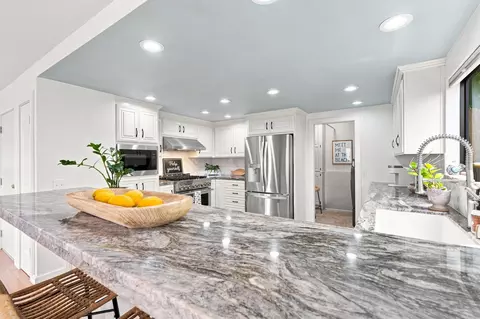 Kitchen - 2630 Maple Ave, Morro Bay, CA 93442 photo 3 of 9