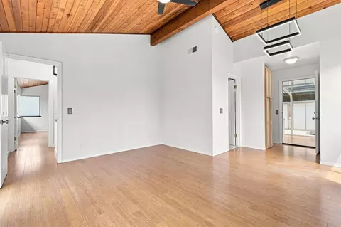 Living - 2630 Maple Ave, Morro Bay, CA 93442 photo 6 of 9