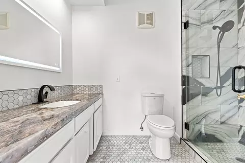 Bath - 2630 Maple Ave, Morro Bay, CA 93442 photo 3 of 5