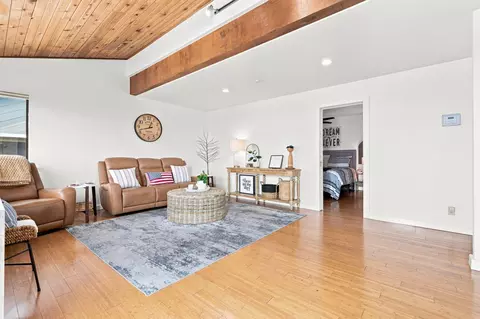 Living - 2630 Maple Ave, Morro Bay, CA 93442 photo 3 of 9