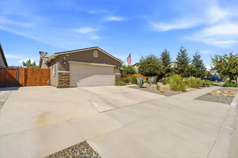 Exterior - 2244 Eldridge Ave, Tulare, CA 93274 photo 2 of 20