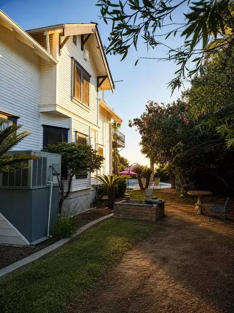 Exterior - 1041 S Kaweah Ave, Exeter, CA 93221 photo 9 of 14