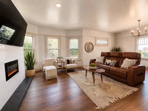 Living - 1041 S Kaweah Ave, Exeter, CA 93221 photo 1 of 2