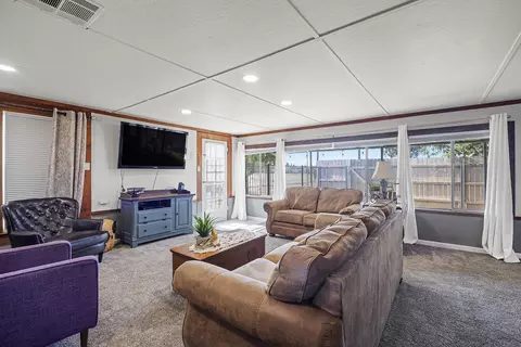 Living - 1240 E K Ave, Visalia, CA 93292 photo 3 of 5