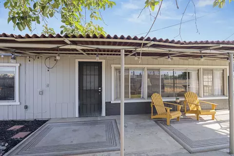 Exterior - 1240 E K Ave, Visalia, CA 93292 photo 4 of 9