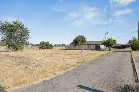 Other - 1240 E K Ave, Visalia, CA 93292 photo 6 of 8