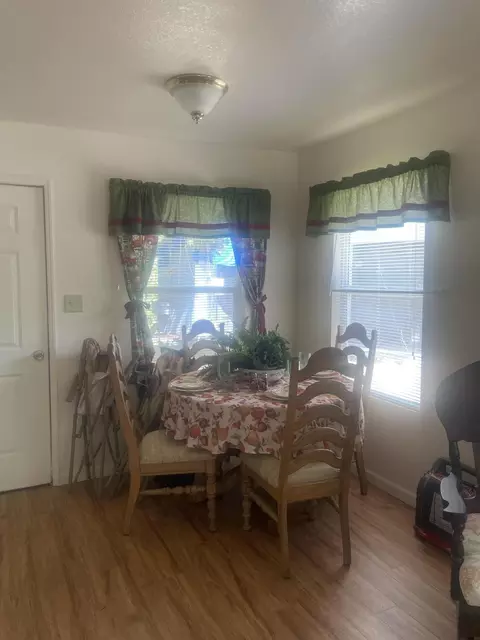 Dining - 16 Coy Flat Rd, Springville, CA 93265 photo 1 of 1