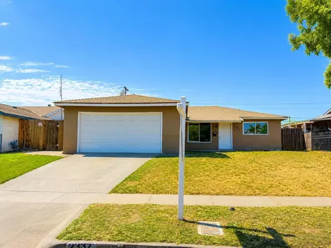 2337 W Shields Ave, Fresno, CA 93705