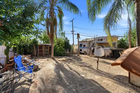 Exterior - 471 N Evans Rd, Tipton, CA 93272 photo 4 of 4