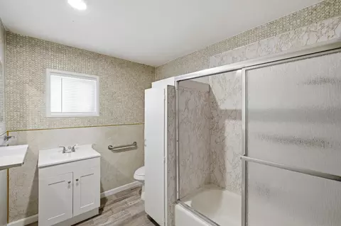 Bath - 1707 7th Ave, Corcoran, CA 93212 photo 1 of 3