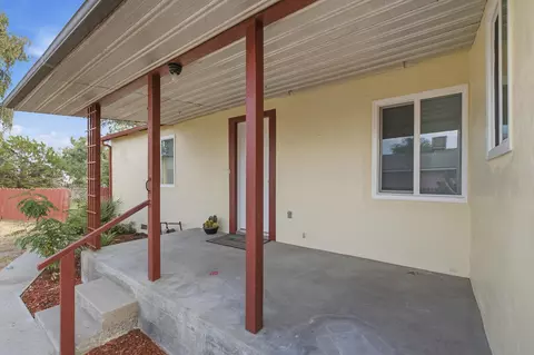 Exterior - 1707 7th Ave, Corcoran, CA 93212 photo 5 of 12