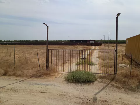 Rd 152, Earlimart, CA 93219 photo 2
