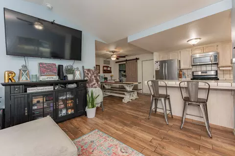 Other - 285 E Cortner St, Hanford, CA 93230 photo 5 of 11