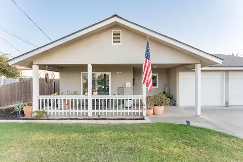 Exterior - 285 E Cortner St, Hanford, CA 93230 photo 3 of 12