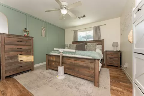 Bedroom - 285 E Cortner St, Hanford, CA 93230 photo 1 of 6