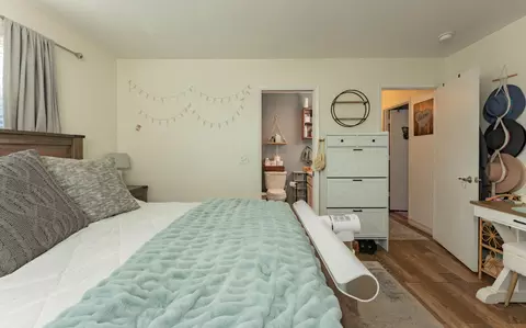Bedroom - 285 E Cortner St, Hanford, CA 93230 photo 3 of 6