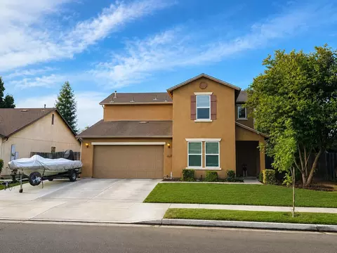 4234 W Elkhorn Ave, Visalia, CA 93277