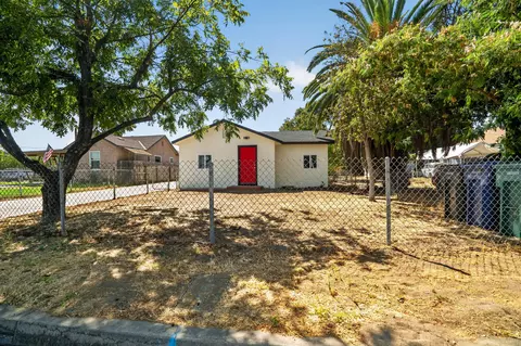 765 S Pratt St, Tulare, CA 93274