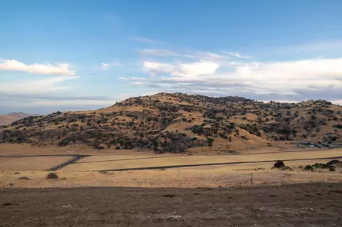 Other - 556 High Sierra Dr, Exeter, CA 93221 photo 17 of 21
