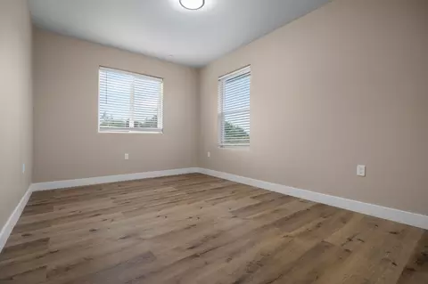 Bedroom - 556 High Sierra Dr, Exeter, CA 93221 photo 2 of 2