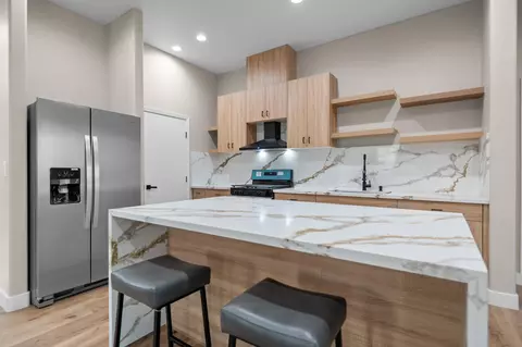 Kitchen - 556 High Sierra Dr, Exeter, CA 93221 photo 1 of 5