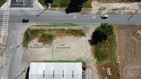 000 Iona Ave, Lemoore, CA 93245 photo 2